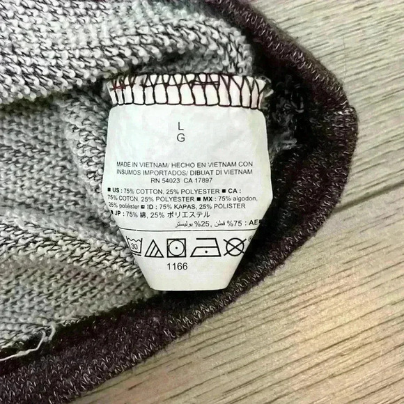 Old Navy Purple Quarter Sleeve Top Size Large - Picture 6 of 8